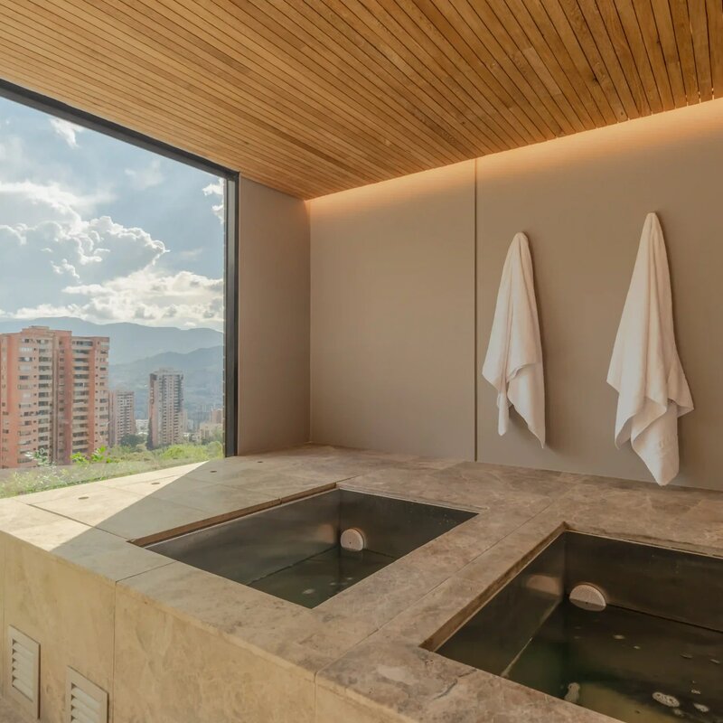 Wake BioHotel